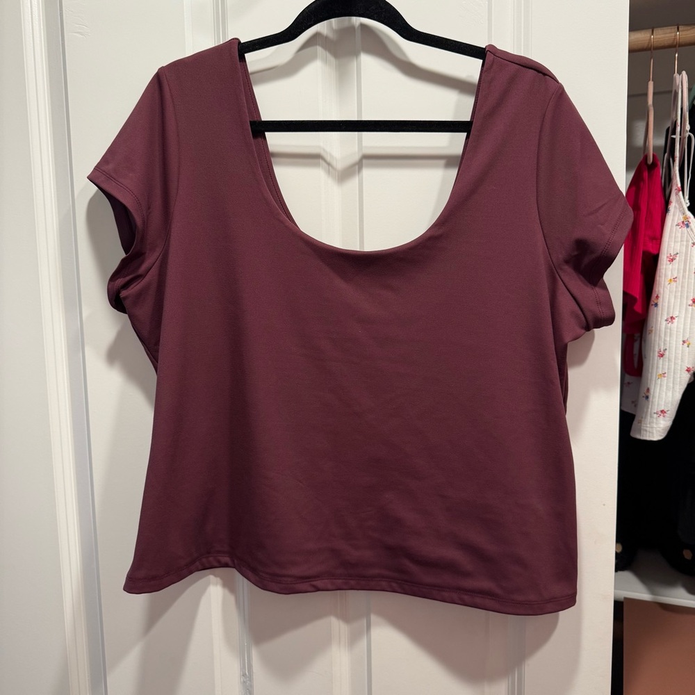🪩Old navy 3x scuba Scoop Neck Top - Burgundy